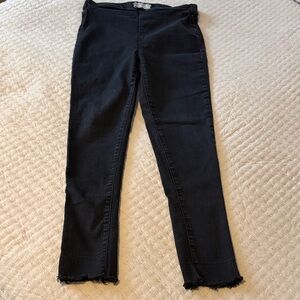 Free People Vintage Washed Black Frayed Hem Jeans W29